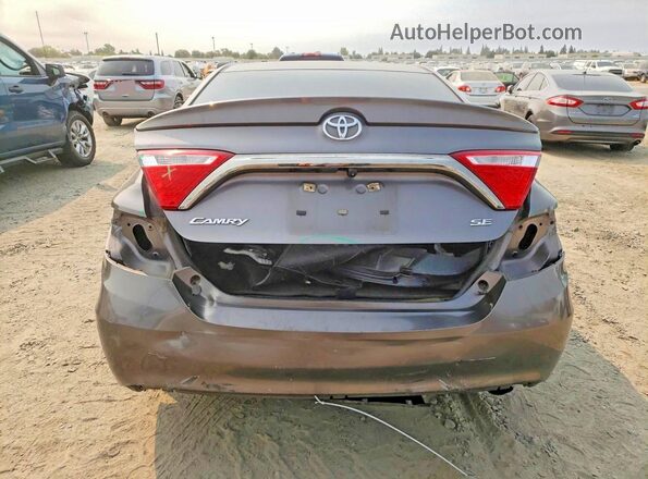 4T1BF1FK8GU190442 2016 TOYOTA CAMRY Серый Вид сзади