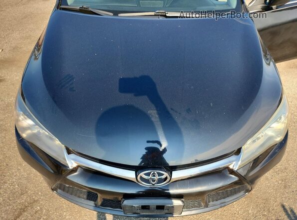 4T1BF1FK8HU756472 2017 TOYOTA CAMRY Black უკანა სალონის ხედი