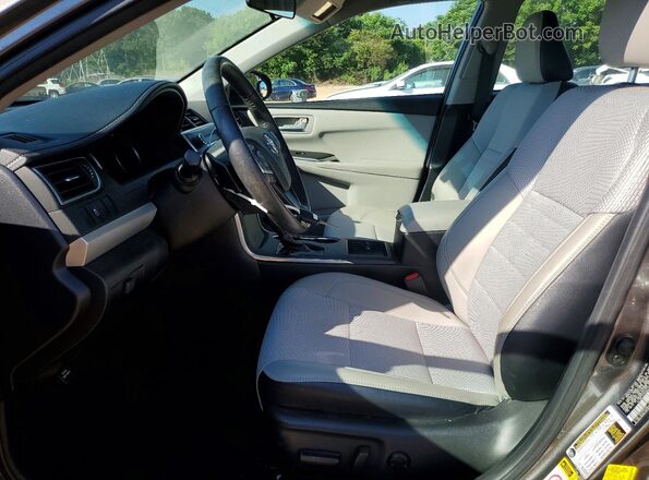 4T1BF1FKXGU143753 2016 TOYOTA CAMRY Gray Вид салону спереду