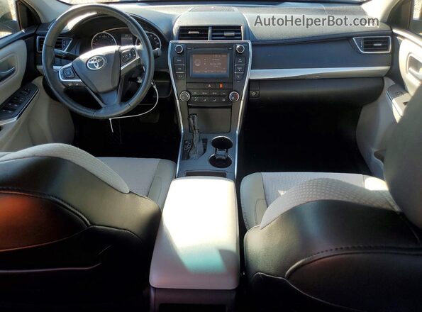 4T1BF1FKXGU143753 2016 TOYOTA CAMRY Gray Вид панелі приладів