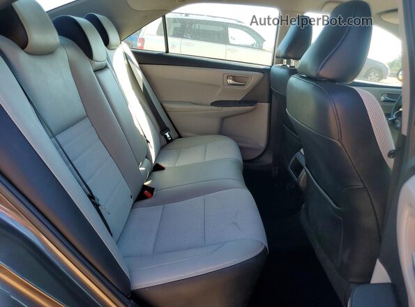 4T1BF1FKXGU143753 2016 TOYOTA CAMRY Gray Вид задніх сидінь