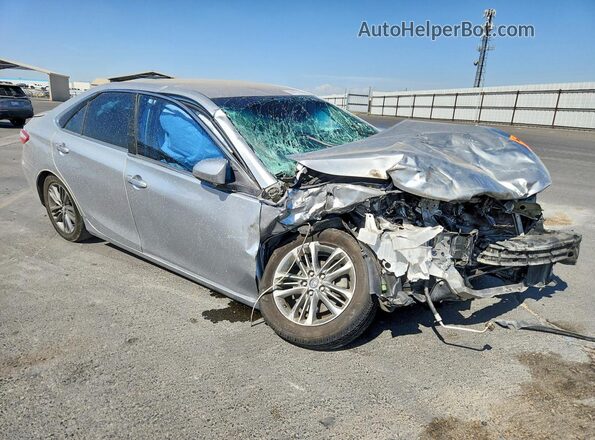 4T1BF1FKXGU232903 2016 TOYOTA CAMRY Silver Передня права чверть