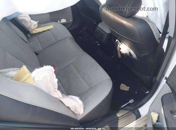 4T1BK1FK1GU569956 2016 TOYOTA CAMRY Silver VIN կոդի պիտակի տեսք