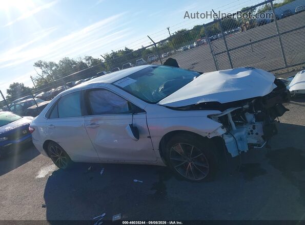 4T1BK1FK1GU569956 2016 TOYOTA CAMRY Silver Սալոնի 360 աստիճան տեսք