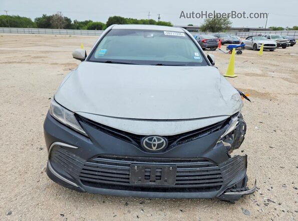 4T1C11AK0NU062638 2022 TOYOTA CAMRY Белый Вид спереди