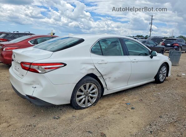 4T1C11AK2LU890008 2020 TOYOTA CAMRY White Rear right