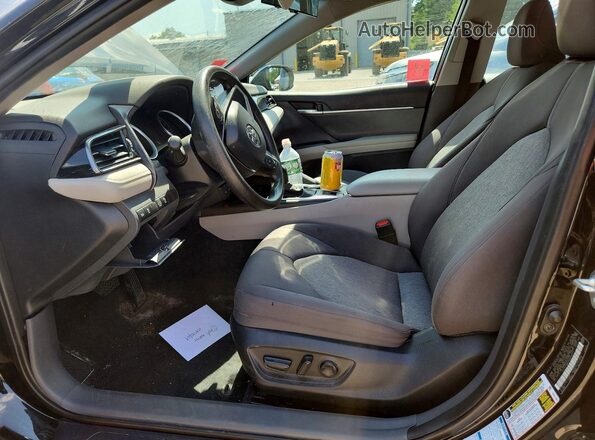 4T1C11BK3PU079371 2023 TOYOTA CAMRY Black Widok wnętrza z przodu