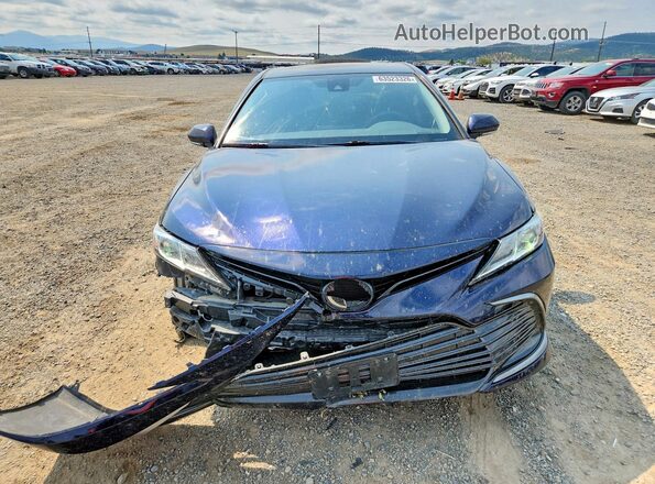4T1C11BK6MU025686 2021 TOYOTA CAMRY Blue Front view