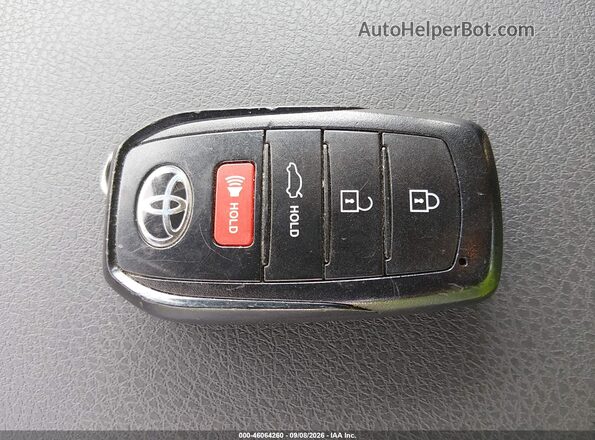 4T1DAACK0SU153230 2025 TOYOTA CAMRY Синий Вид панели приборов