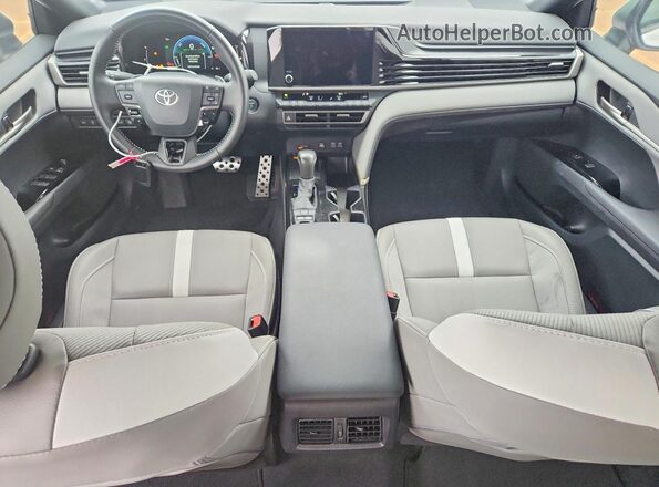 4T1DAACK0SU540814 2025 TOYOTA CAMRY White Вид панелі приладів