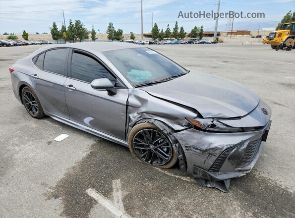 4T1DAACK0TU658895 2026 TOYOTA CAMRY Gray Przód prawy