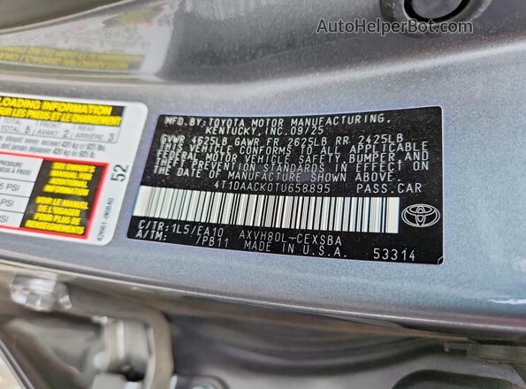 4T1DAACK0TU658895 2026 TOYOTA CAMRY Gray Widok komory silnika