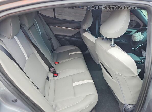 4T1DAACK0TU658895 2026 TOYOTA CAMRY Gray Widok tylnych siedzeń