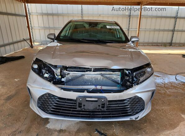 4T1DAACK1SU621286 2025 TOYOTA CAMRY Silver Դիմացի տեսք