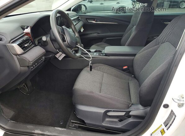 4T1DAACK1TU217700 2026 TOYOTA CAMRY White Vista interior delantera