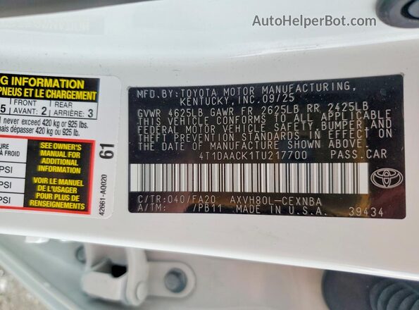 4T1DAACK1TU217700 2026 TOYOTA CAMRY White Vista de la etiqueta del VIN