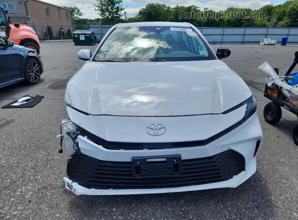 4T1DAACK1TU716772 2026 TOYOTA CAMRY White Панорамний вид салону 360°