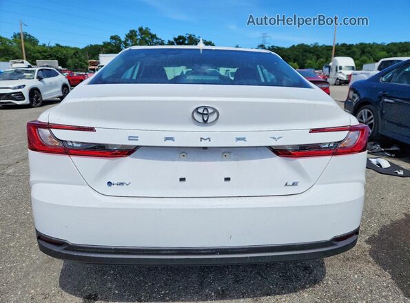4T1DAACK1TU716772 2026 TOYOTA CAMRY White Вид ззаду