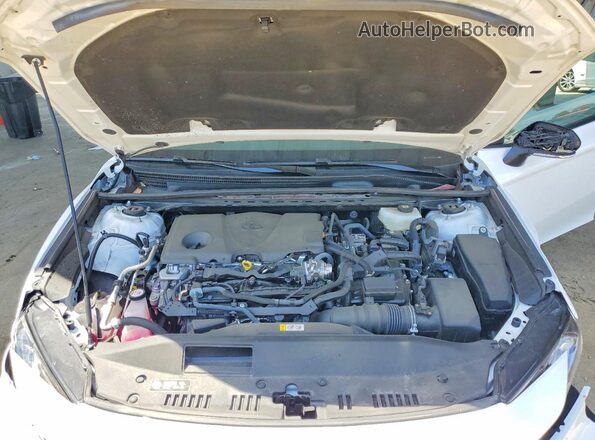 4T1DAACK2SU594051 2025 TOYOTA CAMRY White Սալոնի հետևի տեսք