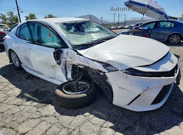 4T1DAACK3SU086056 2025 TOYOTA CAMRY Белый Передняя правая четверть