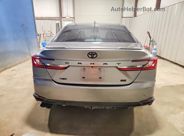 4T1DAACK3SU559258 2025 TOYOTA CAMRY Silver Vista trasera