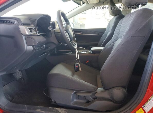 4T1DAACK4SU116729 2025 TOYOTA CAMRY Красный Вид салона спереди