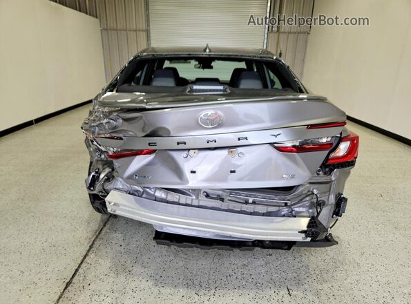 4T1DAACK4SU520145 2025 TOYOTA CAMRY Gray Widok z tyłu