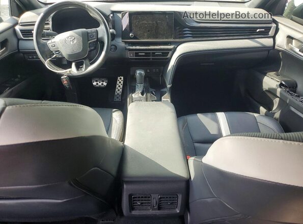 4T1DAACK4SU529038 2025 TOYOTA CAMRY Gray წინა პანელის ხედი