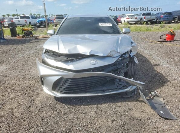 4T1DAACK5SU600277 2025 TOYOTA CAMRY Серебряный Вид спереди