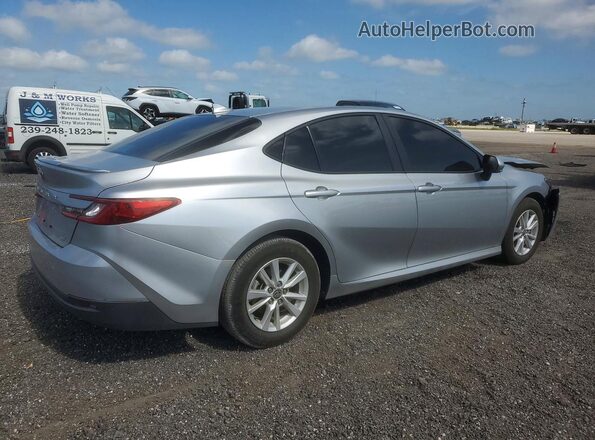 4T1DAACK5SU600277 2025 TOYOTA CAMRY Серебряный Задняя правая четверть