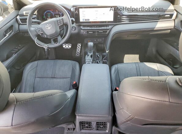 4T1DAACK5SU632257 2025 TOYOTA CAMRY Charcoal Vista del salpicadero