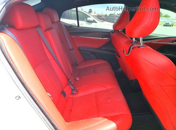 4T1DAACK6TU257609 2026 TOYOTA CAMRY Белый Вид задних сидений
