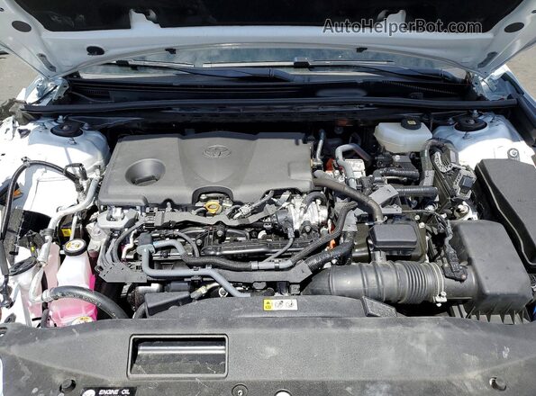 4T1DAACK6TU257609 2026 TOYOTA CAMRY Белый Вид задней части салона