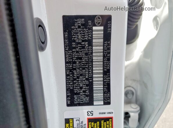 4T1DAACK6TU257609 2026 TOYOTA CAMRY Белый Вид наклейки с VIN-кодом