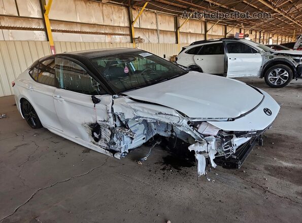 4T1DAACK6TU276368 2026 TOYOTA CAMRY Белый Передняя правая четверть
