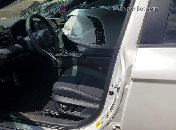 4T1DAACK6TU276368 2026 TOYOTA CAMRY Белый Вид салона спереди