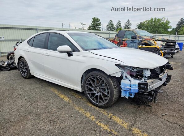4T1DAACK7SU083192 2025 TOYOTA CAMRY White Delantero derecho