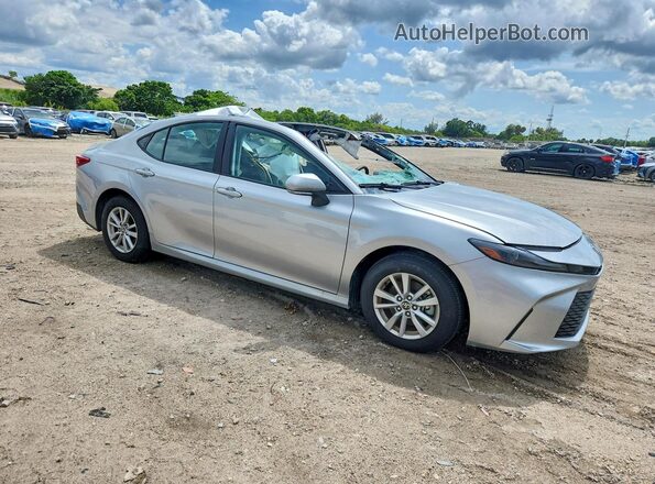 4T1DAACK7TU655413 2026 TOYOTA CAMRY Silver Передня права чверть