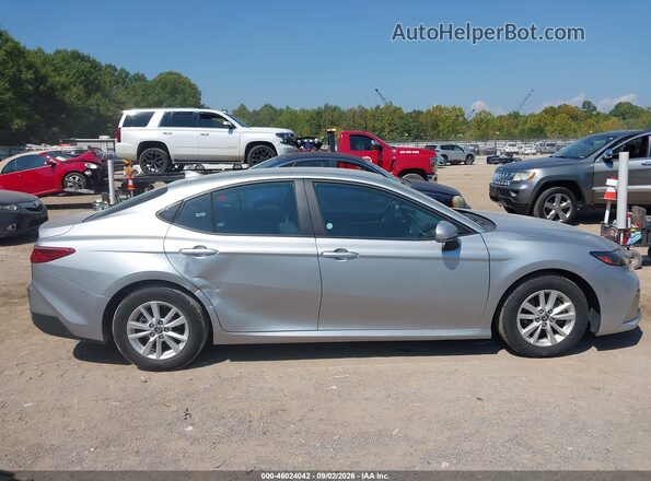 4T1DAACK8SU004306 2025 TOYOTA CAMRY Silver უკანა სალონის ხედი