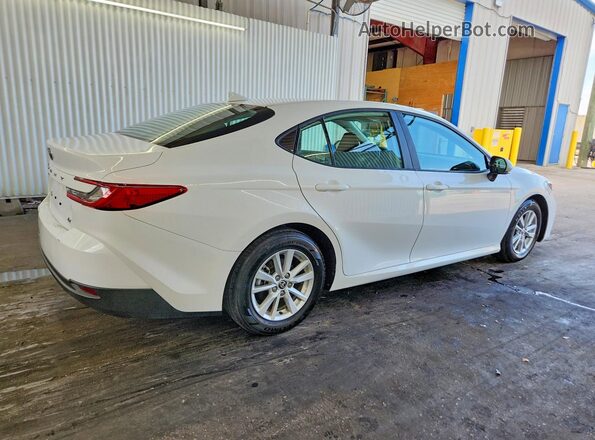 4T1DAACK8TU669465 2026 TOYOTA CAMRY White Задня права чверть