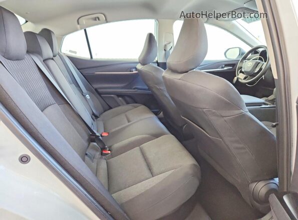 4T1DAACK8TU669465 2026 TOYOTA CAMRY White Вид задніх сидінь