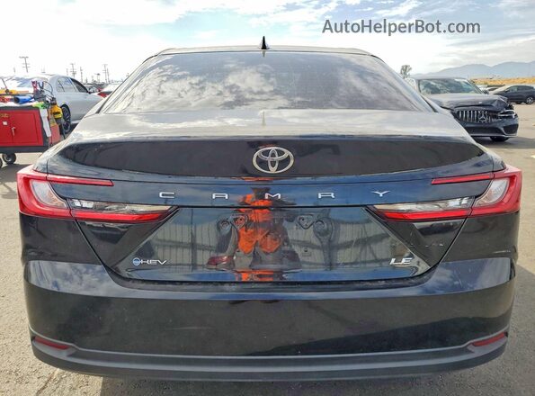 4T1DAACK9SU095263 2025 TOYOTA CAMRY Black Հետևի տեսք