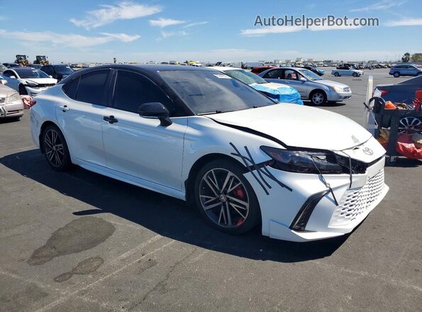 4T1DAACK9SU137995 2025 TOYOTA CAMRY White Front right