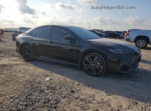 4T1DAACK9SU616918 2025 TOYOTA CAMRY Черный Передняя правая четверть
