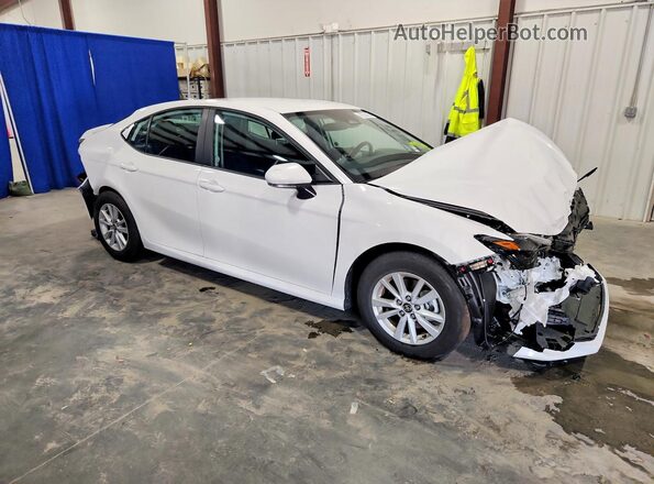 4T1DAACK9TU277627 2026 TOYOTA CAMRY White Передня права чверть
