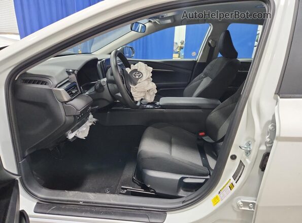 4T1DAACK9TU277627 2026 TOYOTA CAMRY White 