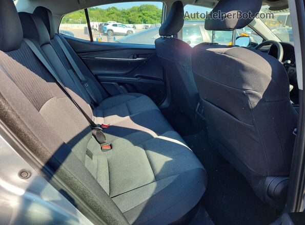 4T1DAACK9TU718107 2026 TOYOTA CAMRY Silver Вид задніх сидінь