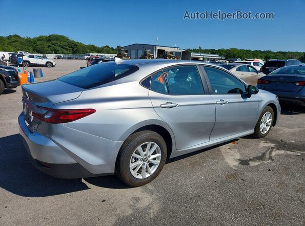 4T1DAACK9TU718107 2026 TOYOTA CAMRY Silver Задня права чверть