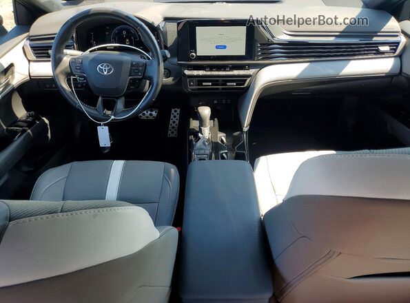 4T1DAACKXSU549049 2025 TOYOTA CAMRY Blue Առջևի վահանակի տեսք