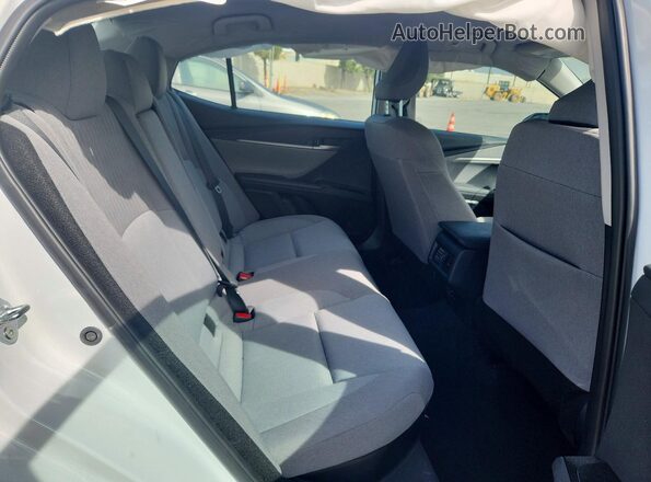 4T1DAACKXSU564795 2025 TOYOTA CAMRY White Rear seats view